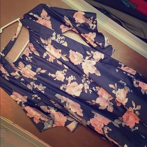 Drap style dress with optional matching tie belt.